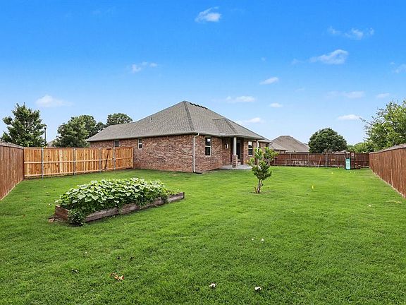 3rd image of 1301 Woodgrass Ct