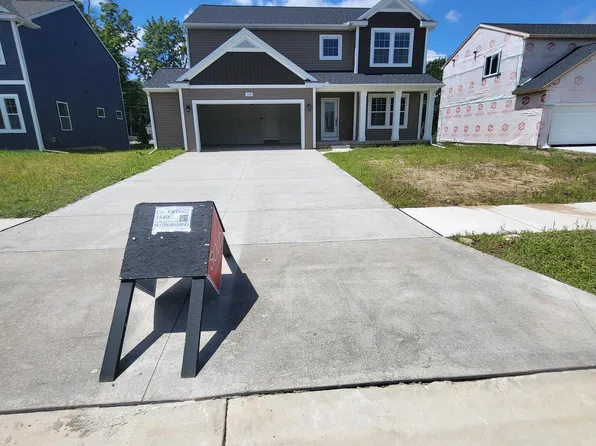 3549 Larchwood Dr, Grandville, MI 49418