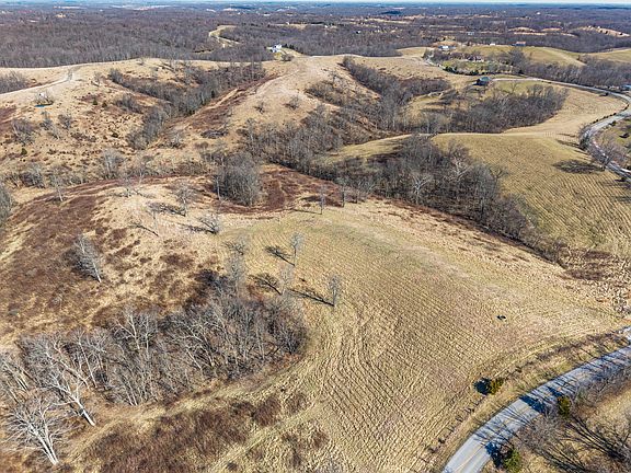 5th image of 180 Stone Ln