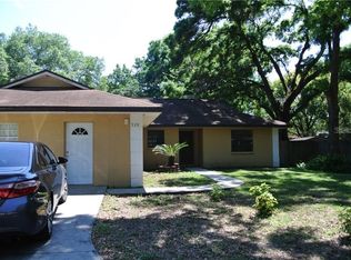 928 W Wheeler Rd, Brandon, FL 33510