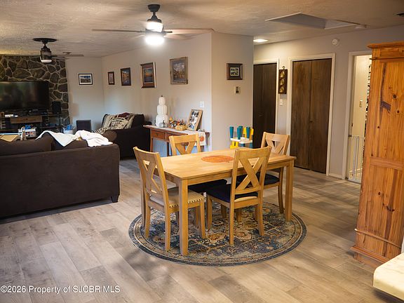 4th image of 3109 N Mountain View Dr