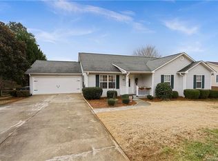 1511 Indian Springs Dr NW, Conover, NC 28613