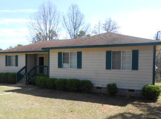 54 Chatman Dr, Phenix City, AL 36869