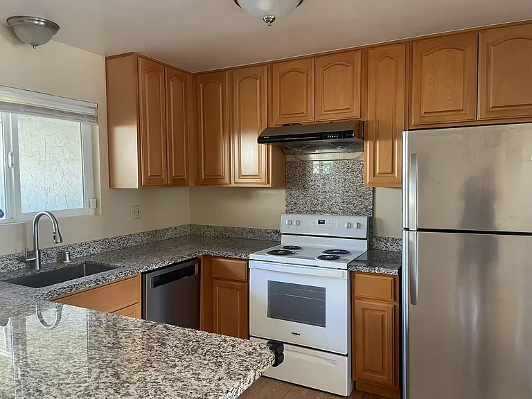 873 Gallatin Dr #1 — Photo 3