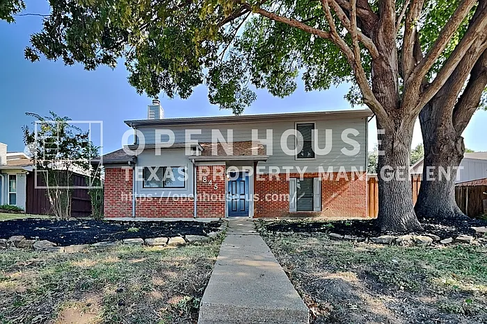 845 Whitehall Dr — Photo 1