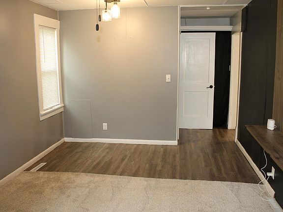3rd image of 2415 8th Ave S