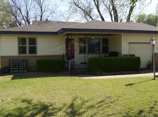 5942 E 4th Pl S, Tulsa, OK 74112