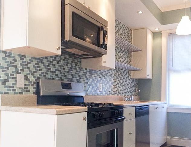 2nd image of 511 Admiral St