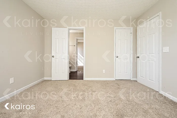 835 Ashley Ln — Photo 6