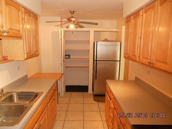 5th image of 2424 E Oakton St #3D