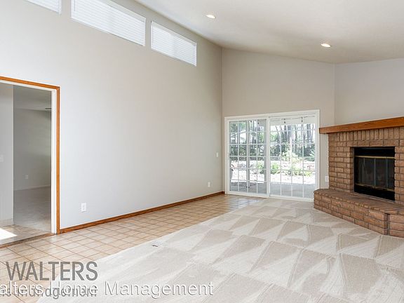 3rd image of 11736 Handrich Dr