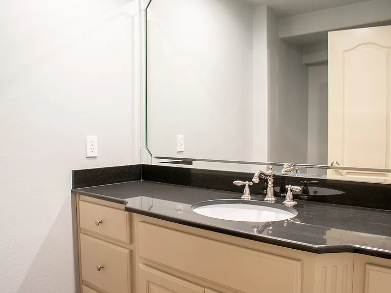 5106 S Sloan Cir — Photo 26