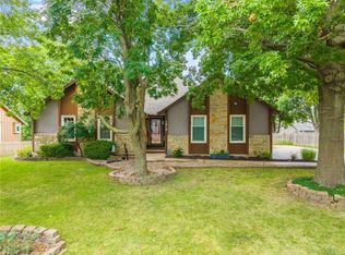 1514 NE Florence Ave, Lees Summit, MO 64086