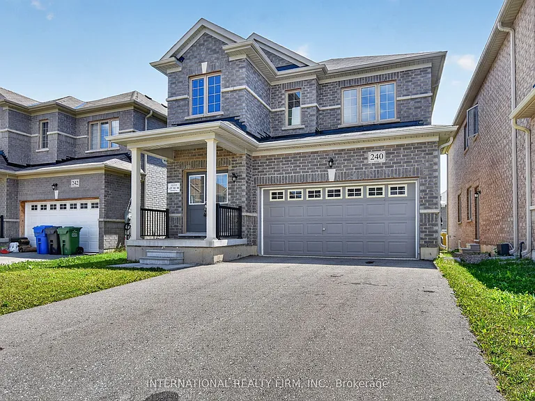 240 Ridley Cres — Photo 47