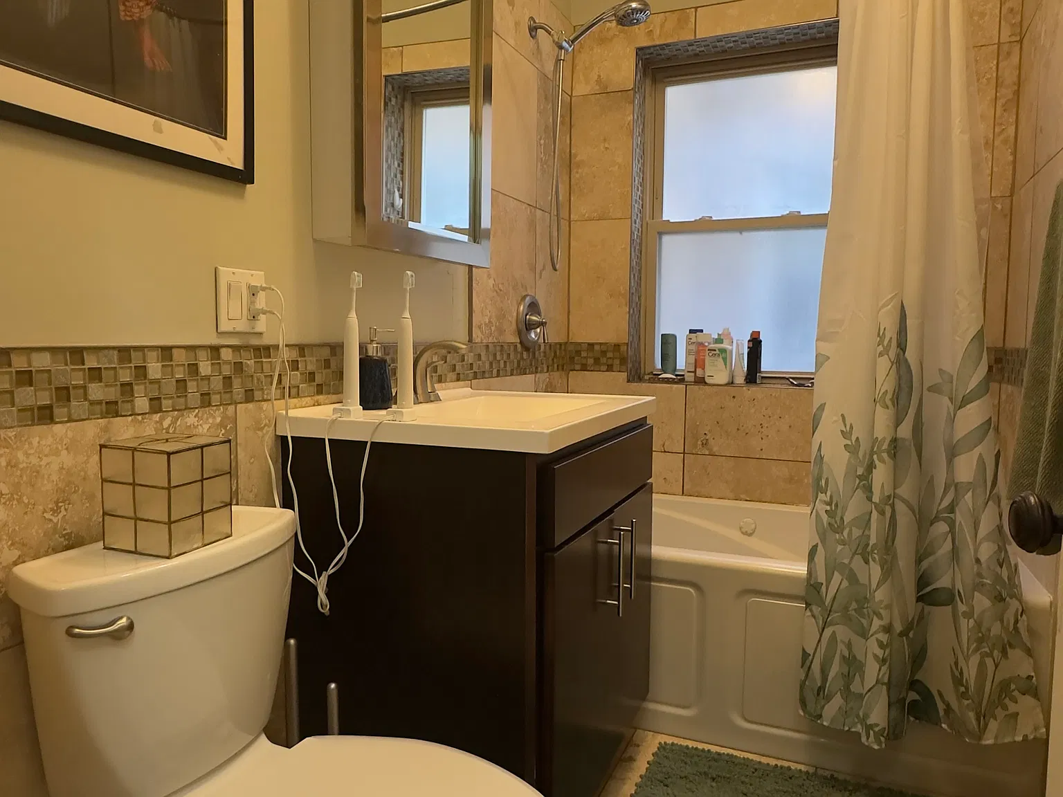 2 bed, 1100 sqft, $2,600 — Photo 4