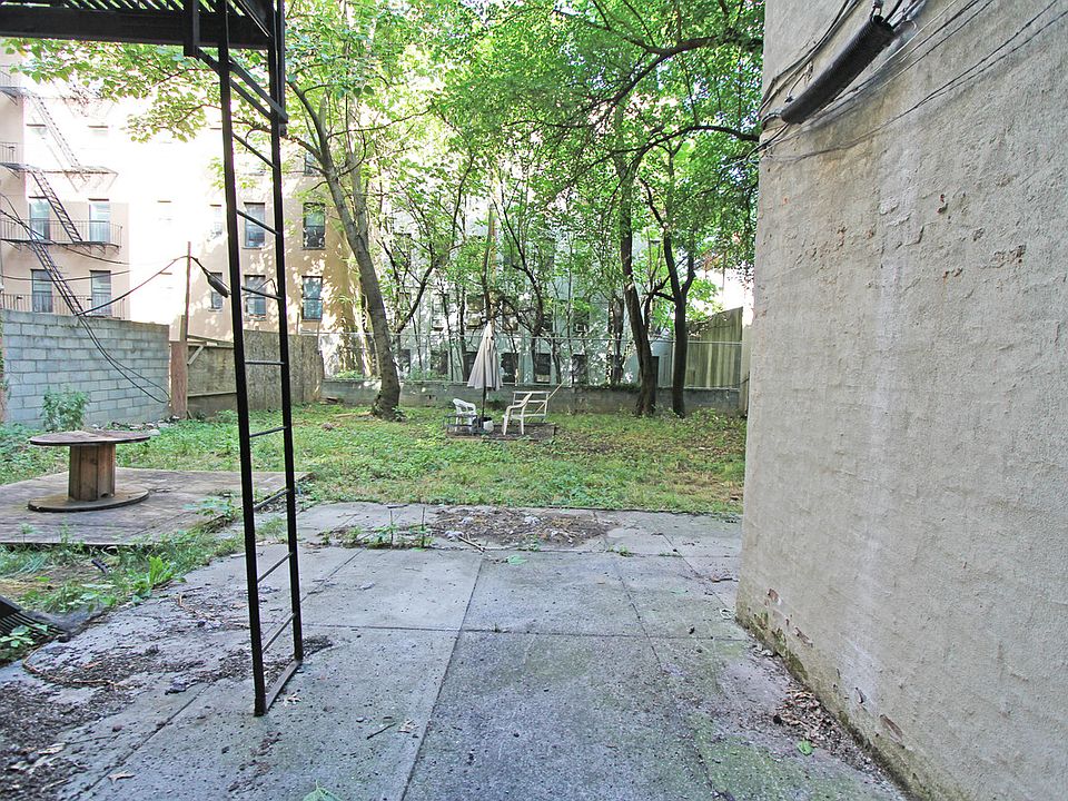 1st image of 446 St Nicholas Ave APT 1A