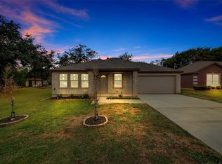 706 Saint James St, Terrell, TX 75160