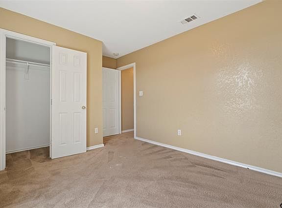 2nd image of 904 Southwood Dr