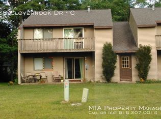 15528 Clovernook Dr APT C, Grand Haven, MI 49417