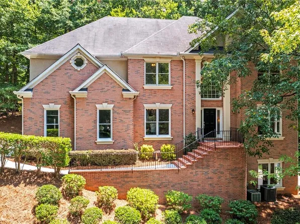 130 Seville Chase, Sandy Springs, GA 30328
