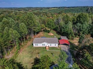 221 Cart Dr, Reidsville, NC 27320