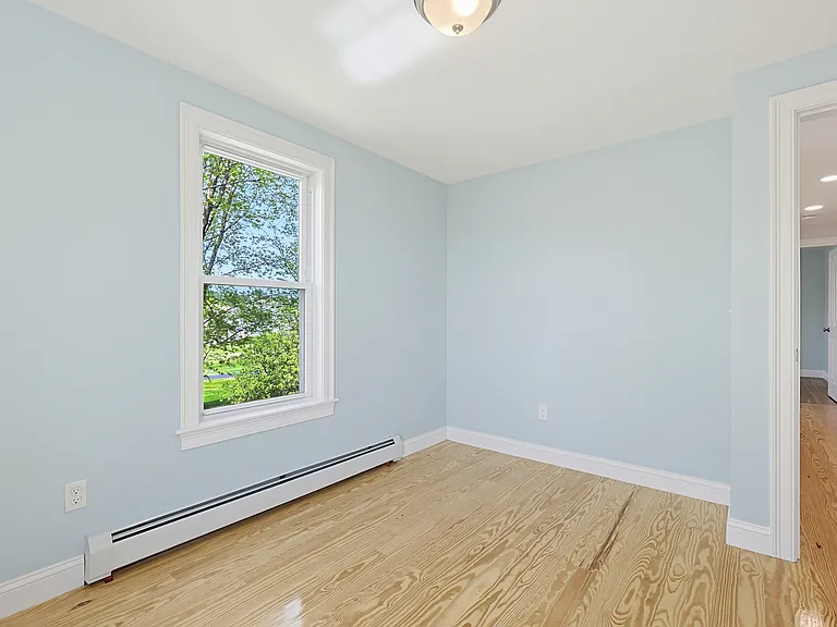 251 Lake St #1 — Photo 23