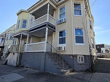 1st image of 76-78 Winthrop St #3B