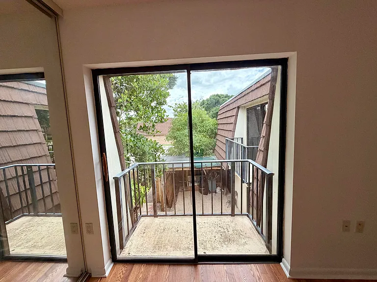 2213 22nd Ln — Photo 12