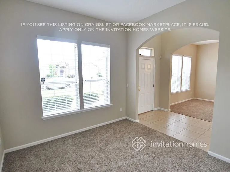 9260 Prosperity Lake Dr — Photo 3