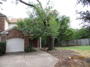 1504 Maybrook Ct, Arlington, TX 76014