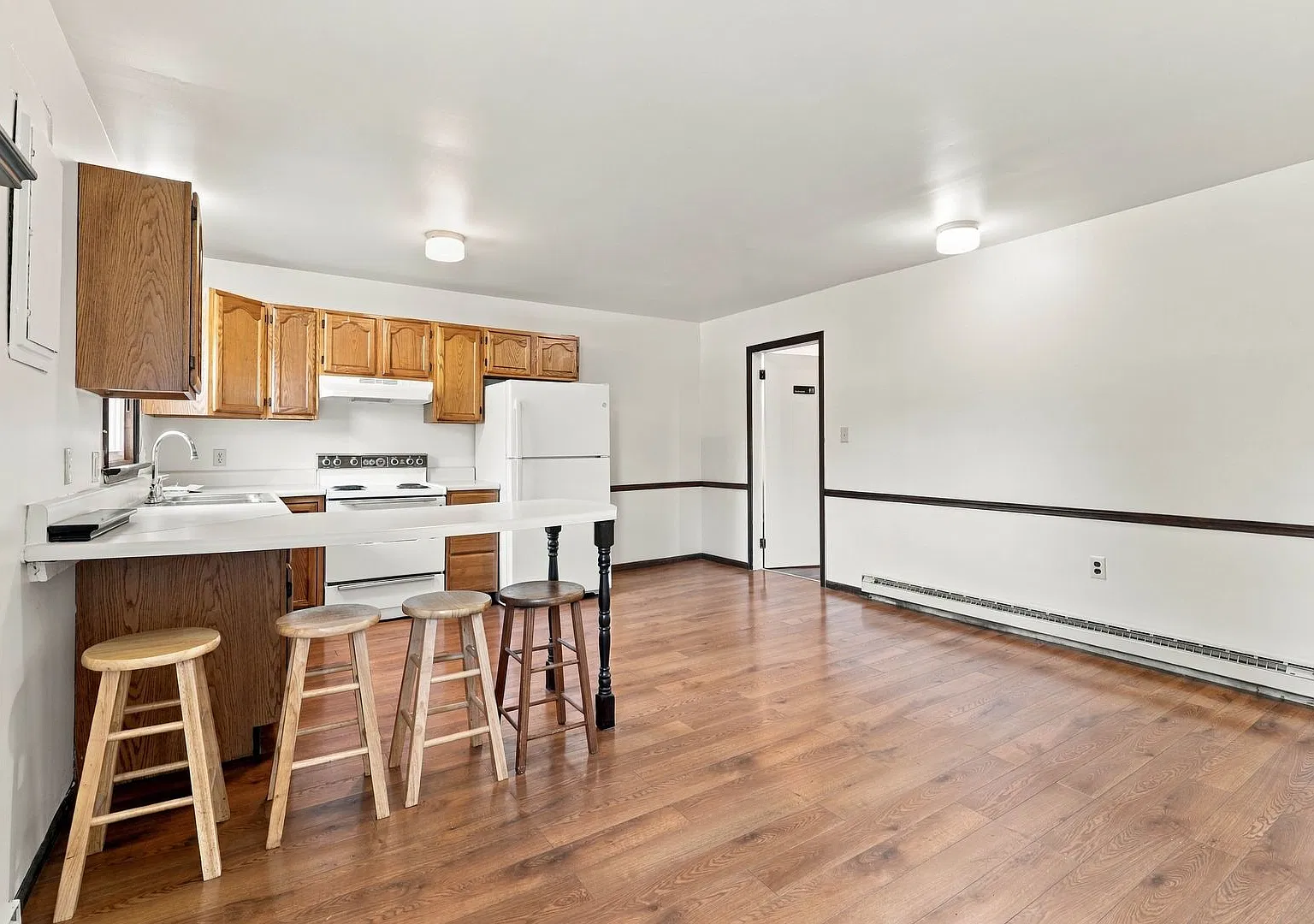 2137 Old Philadelphia Pike — Photo 4