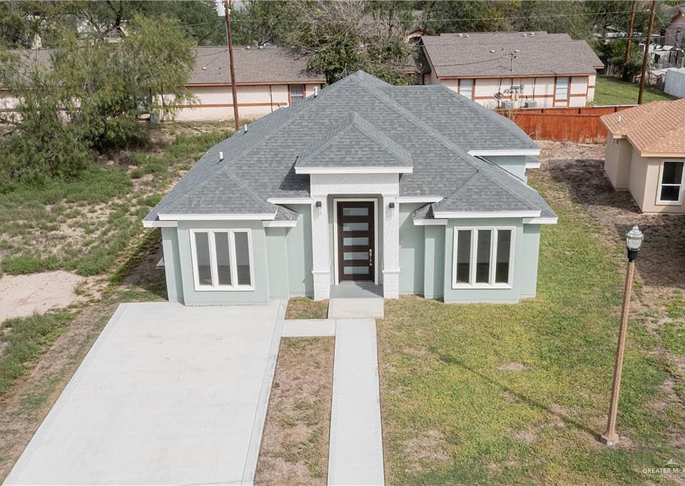 1st image of 125 Palm Dr