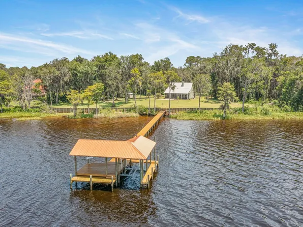119 Blue Skies Ln, East Palatka, FL 32131