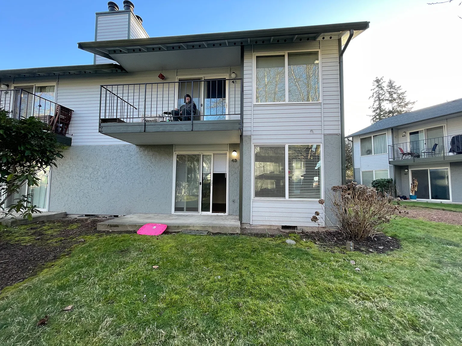 1856 Central Pl S — Photo 3
