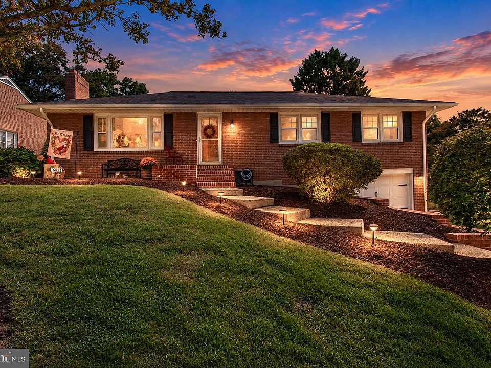 1st image of 16821 Hampton Rd