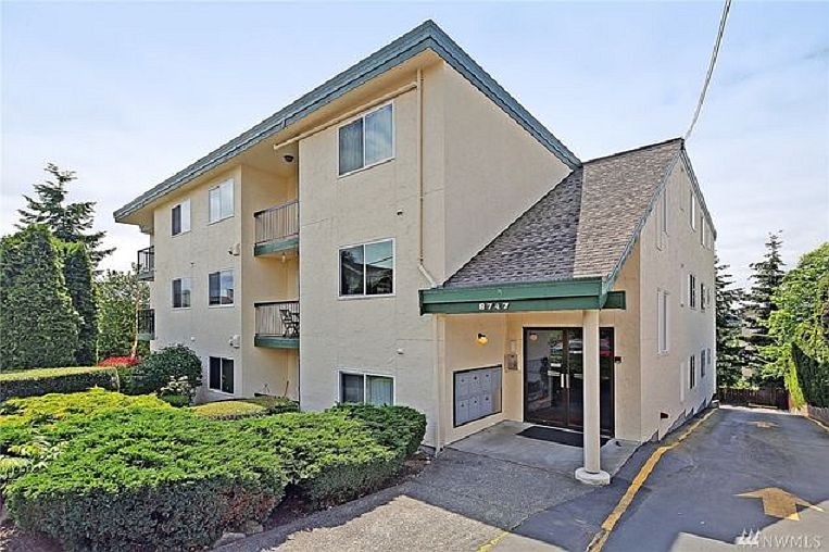 1st image of 8747 Phinney Ave N APT 11
