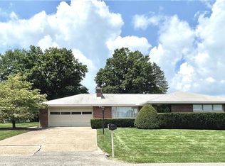 1294 S Elm St, Monaca, PA 15061