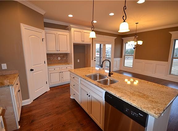 5th image of 405 Acacia Grove Ln #136-C