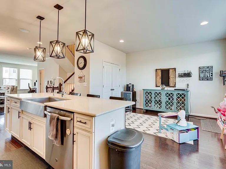 42440 Dogwood Glen Sq — Photo 16