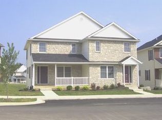 1327 S Cobble Creek Cir, Bloomington, IN 47401