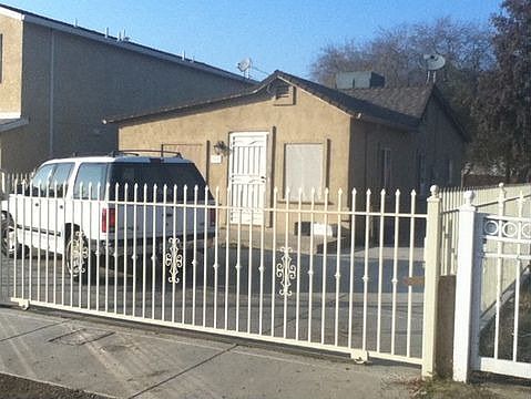 2nd image of 2081 E 9th St