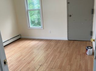 19 Main St #2L, Johnson City, NY 13790