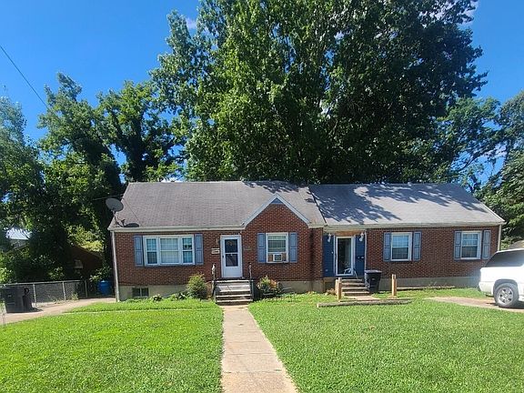 2nd image of 1060 Palm Ave NW