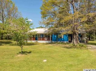 Cornhill Rd NE, Hartselle, AL 35640