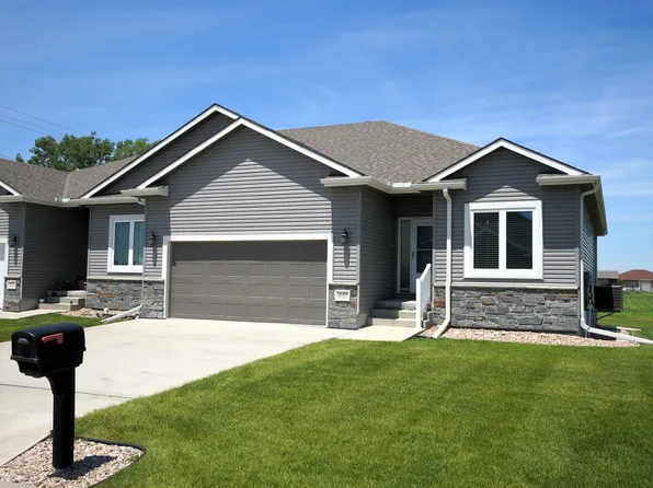 3689 26th Ave, Columbus, NE 68601