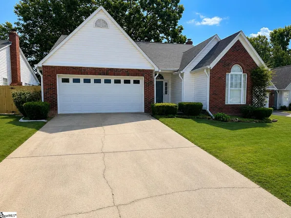 109 S Banyan Ct, Taylors, SC 29687