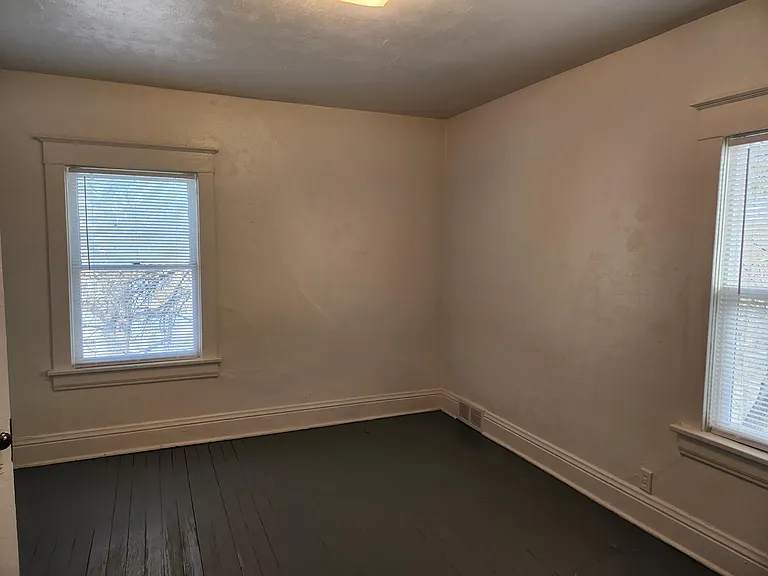 3014 Franklin St — Photo 8