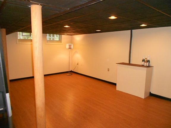 2nd image of 2632 N Wilson Ave