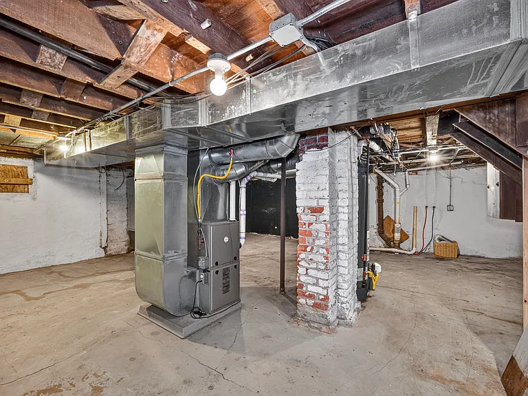 3726 Homewood Ave — Photo 36