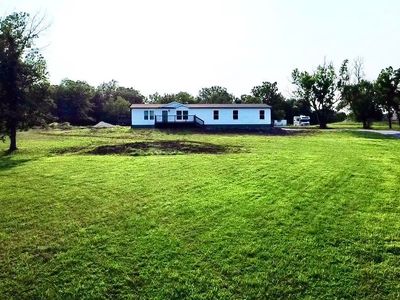 8525 SE California Ave, Wakarusa, KS, 66546